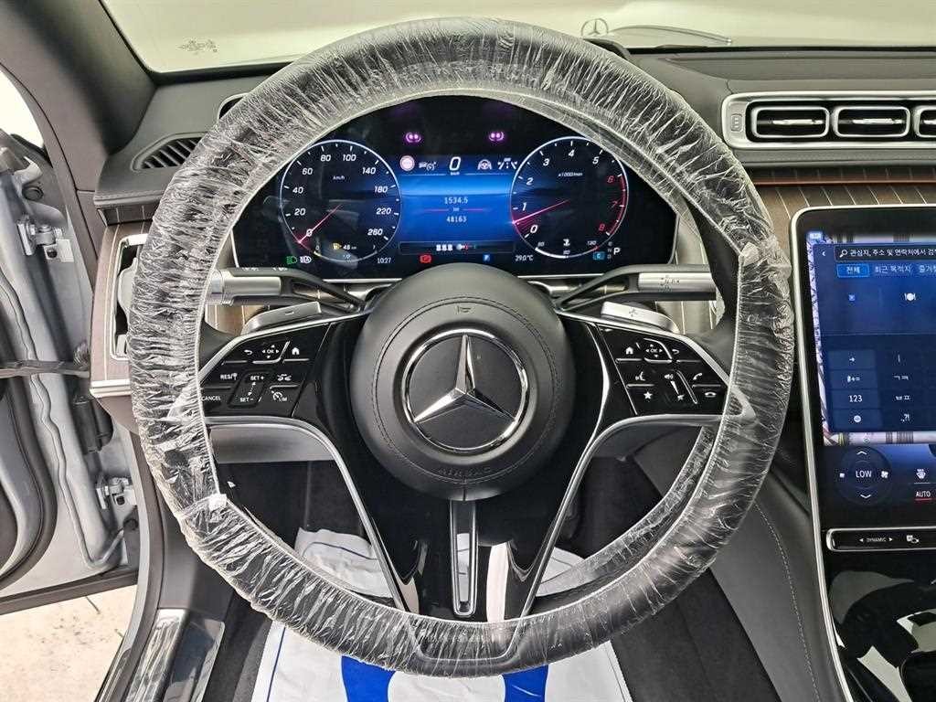 벤츠 S 클래스 S클래스-W223 마이바흐 S680 4MATIC 이미지 7