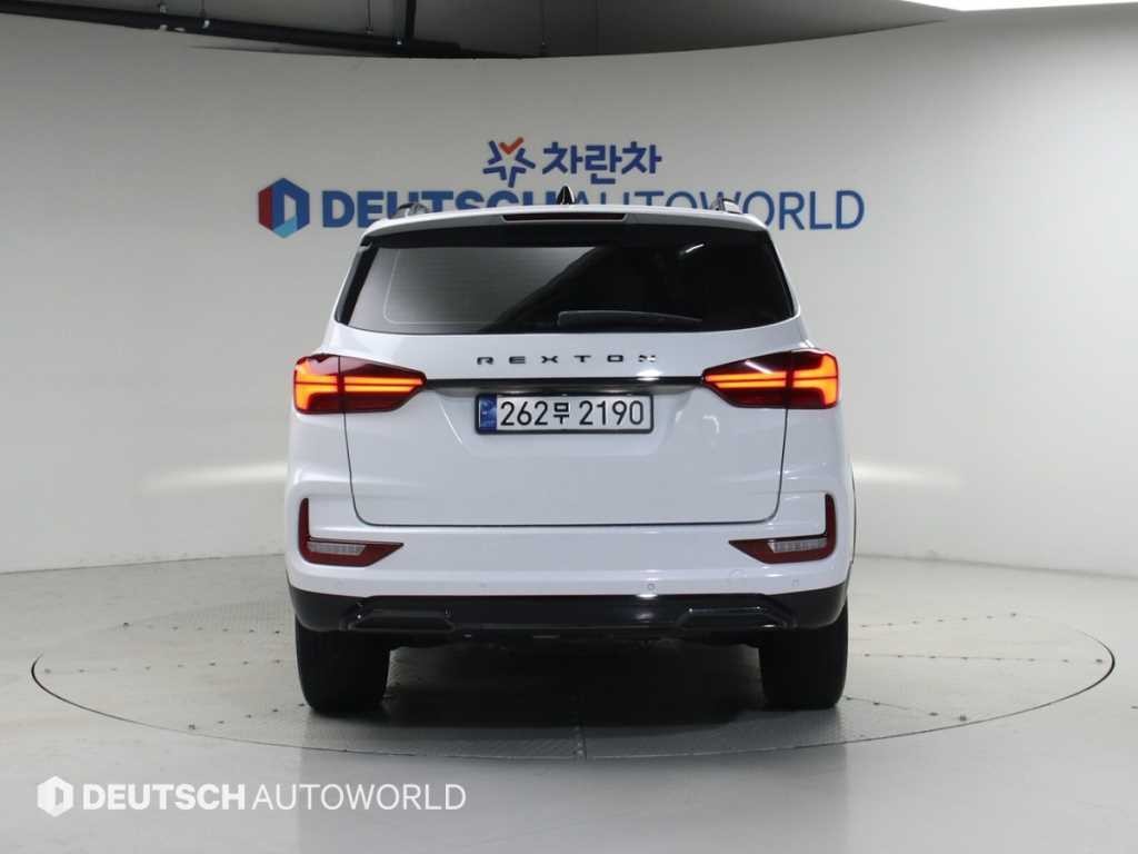 KG모빌리티(쌍용) 렉스턴 올 뉴 렉스턴 (Y450) 디젤 2.2 4WD 더 블랙 이미지 4