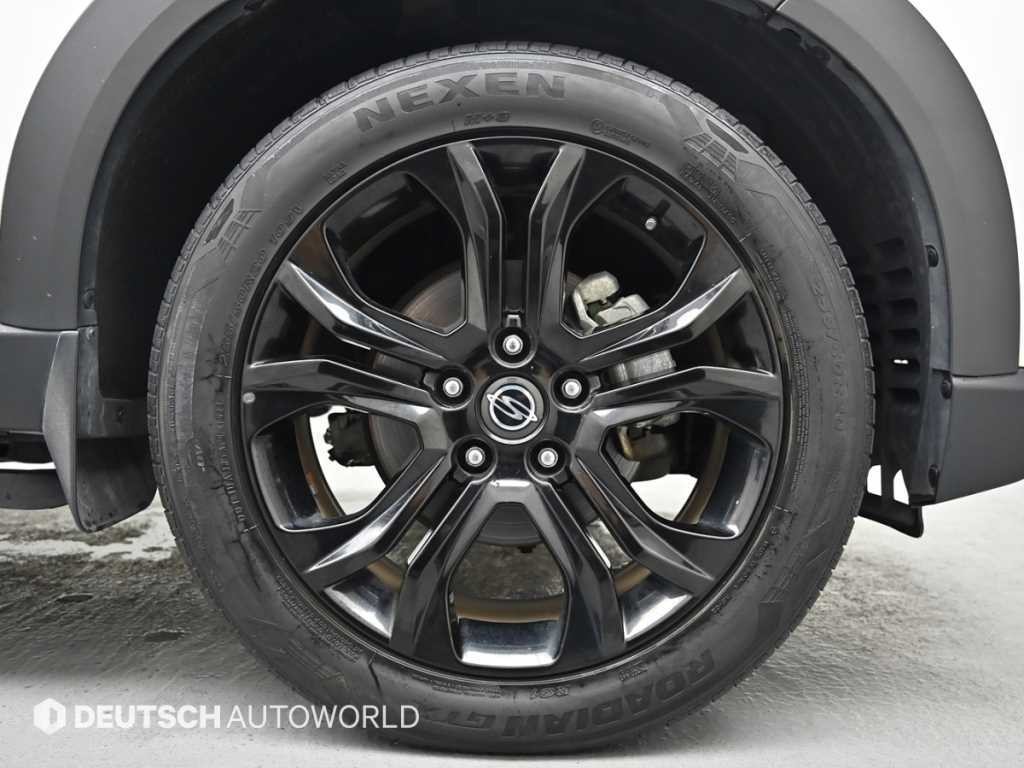 KG모빌리티(쌍용) 렉스턴 올 뉴 렉스턴 (Y450) 디젤 2.2 4WD 더 블랙 이미지 5