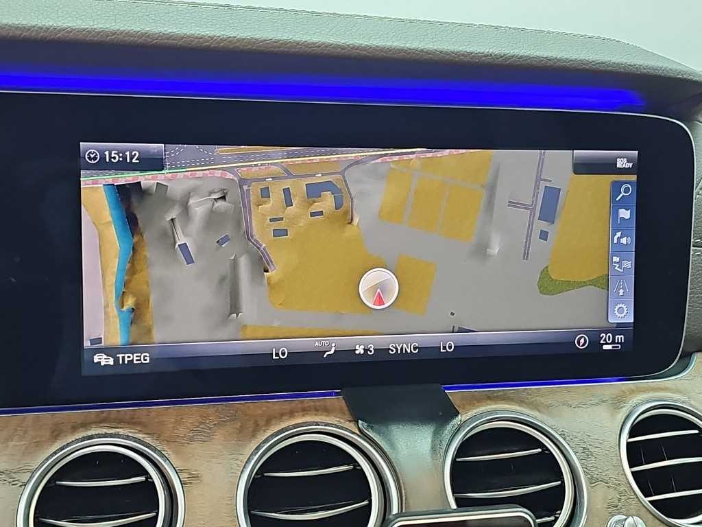 벤츠 E 클래스 E-클래스 W213 E300 4MATIC 익스클루시브 이미지 15
