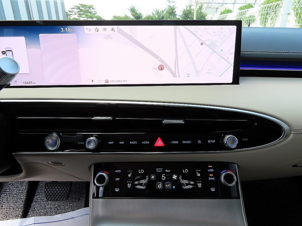 제네시스 GV70 2.5T 가솔린 AWD 이미지 14