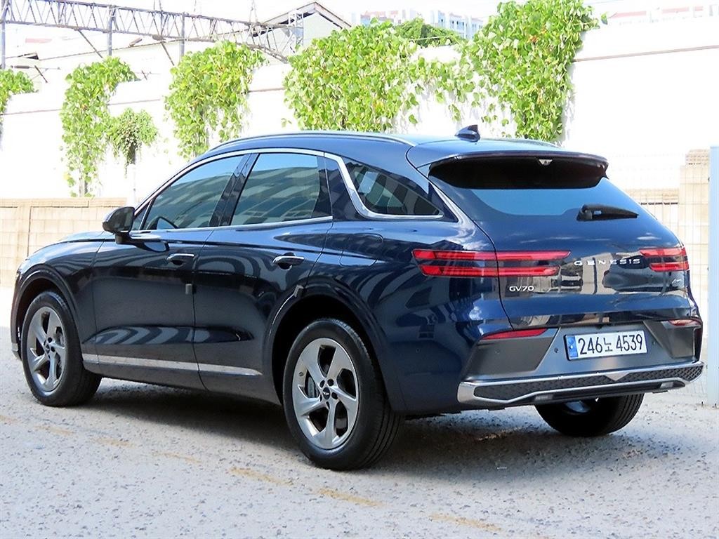 제네시스 GV70 2.5T 가솔린 AWD 이미지 3