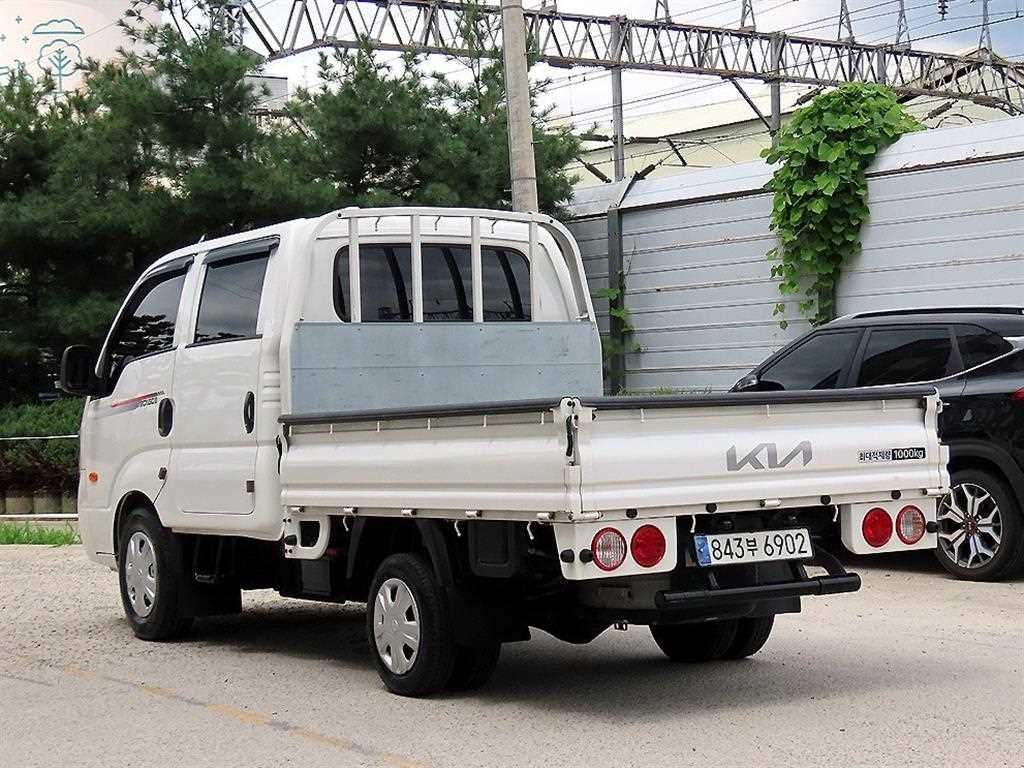 소형화물 카고(소형) [카고]봉고3 (LPG2.5터보) 더블캡/초장축/2WD 이미지 3