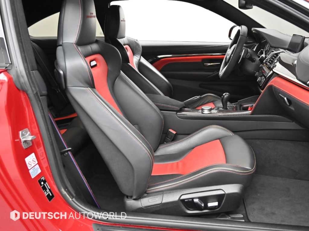 BMW 4시리즈 M4 (F82) 쿠페 컨패티션 헤리티지 이미지 10