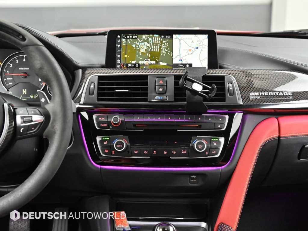 BMW 4시리즈 M4 (F82) 쿠페 컨패티션 헤리티지 이미지 14