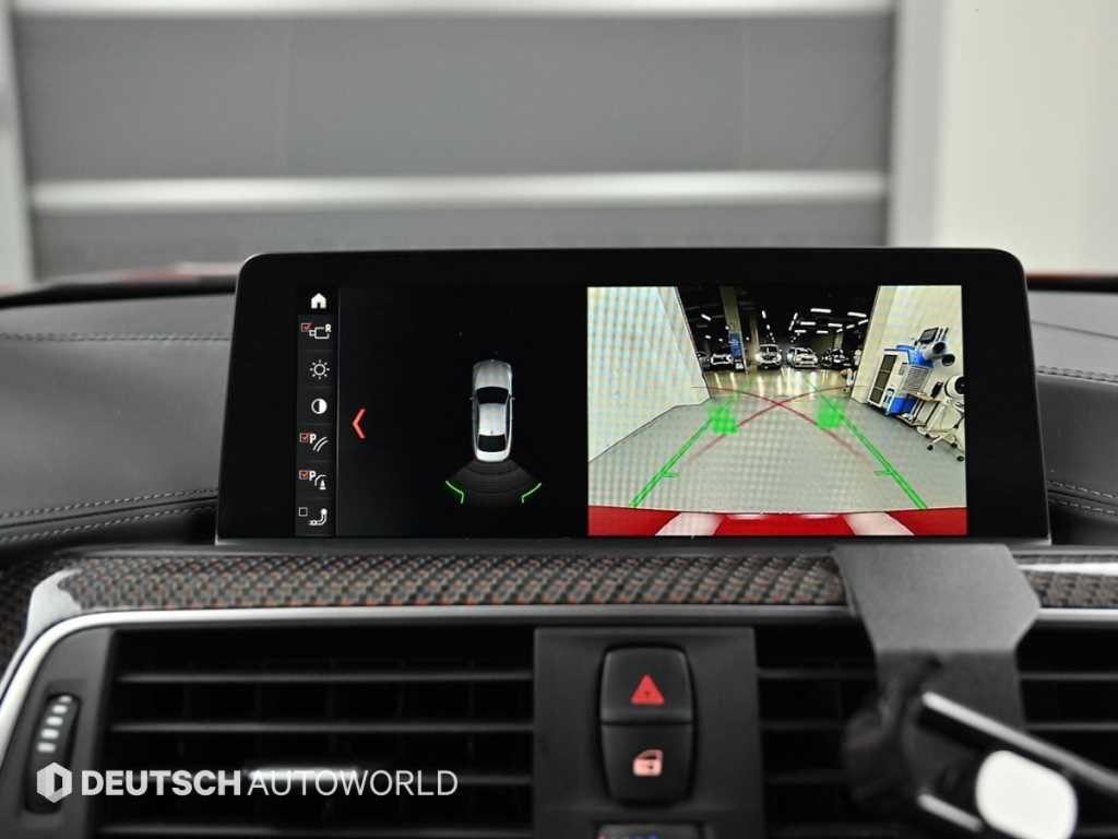 BMW 4시리즈 M4 (F82) 쿠페 컨패티션 헤리티지 이미지 15