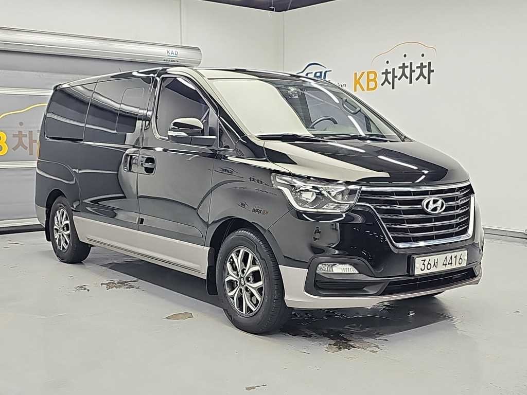 현대 스타렉스 더 뉴 그랜드 스타렉스 2WD 어반 9인승 프리미엄 스페셜 이미지 4