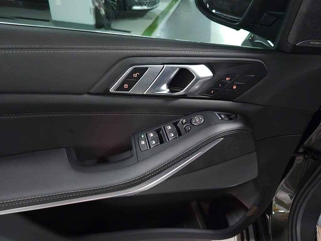 BMW X5 X5 (G05) xDrive 40i xLine 이미지 12