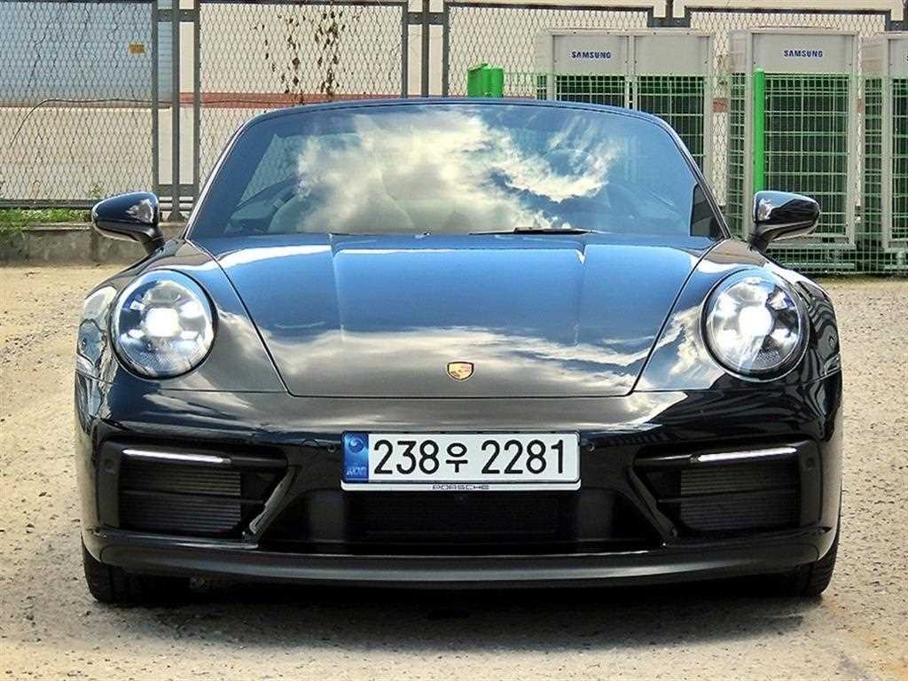 포르쉐 911 911(992) 카레라 GTS 카브리올레 이미지 1