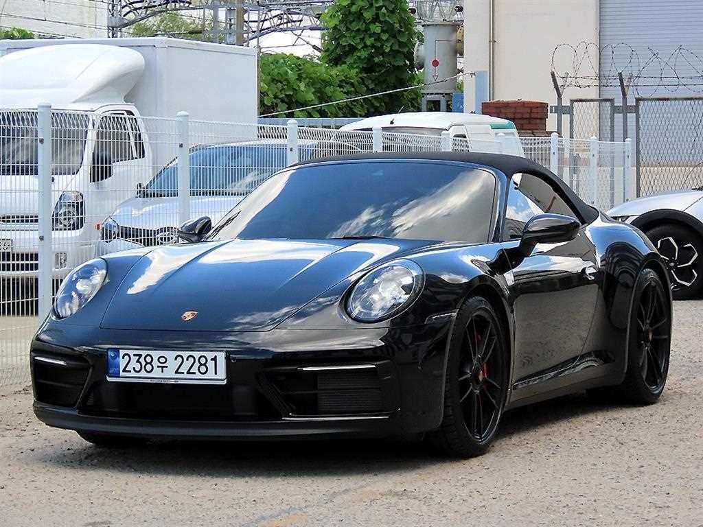 포르쉐 911 911(992) 카레라 GTS 카브리올레 이미지 6