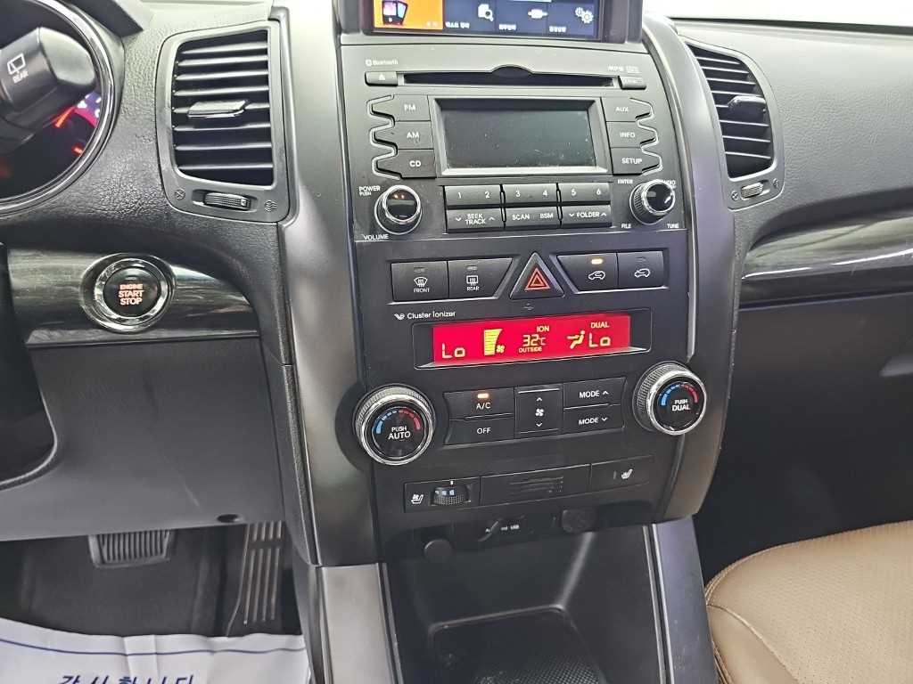 기아 쏘렌토 쏘렌토 R 디젤 4WD 2.2 TLX 최고급형 이미지 10