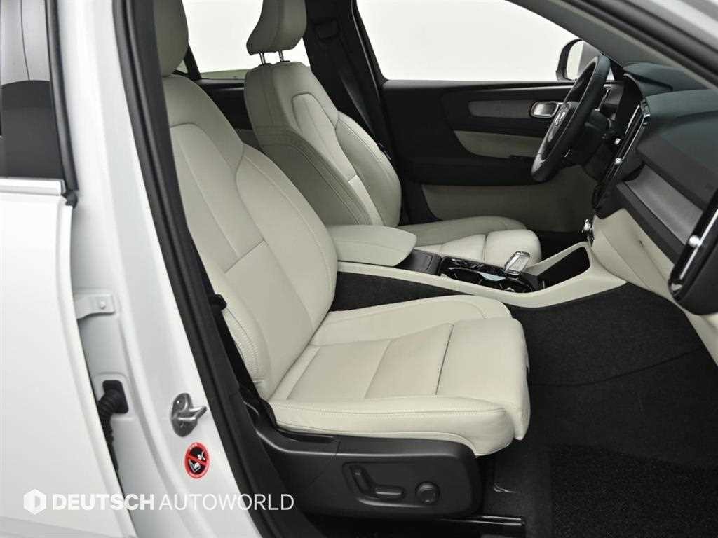 볼보 XC40 B4 AWD 얼티메이트 브라이트 이미지 10