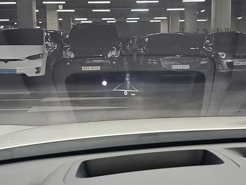 제네시스 GV60 스탠다드 2WD 이미지 18