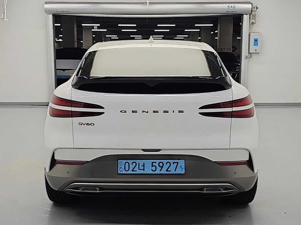 제네시스 GV60 스탠다드 2WD 이미지 3