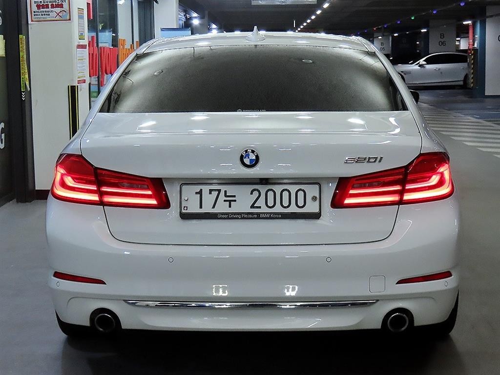 BMW 5시리즈 5시리즈 (G30) 520i 럭셔리 이미지 5
