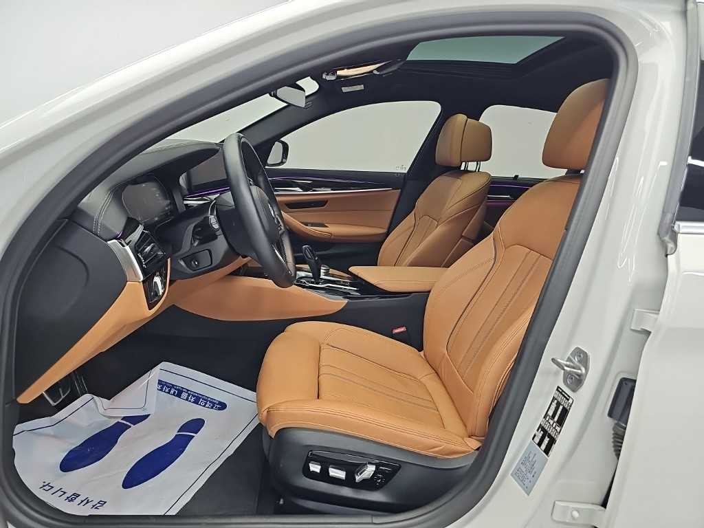 BMW 5시리즈 5시리즈 (G30) 520i M 스포츠 이미지 11