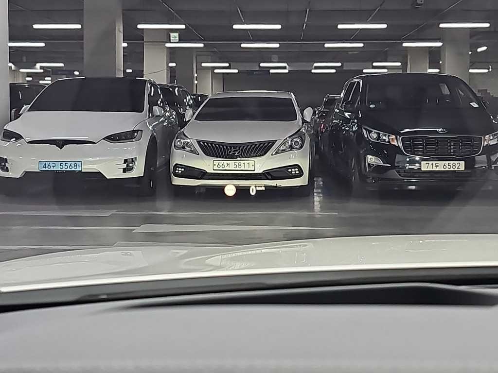 BMW 5시리즈 5시리즈 (G30) 520i M 스포츠 이미지 18