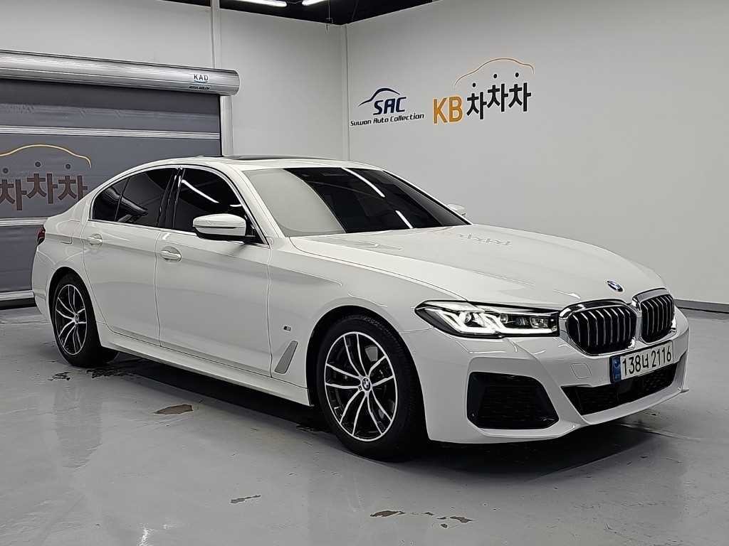 BMW 5시리즈 5시리즈 (G30) 520i M 스포츠 이미지 4