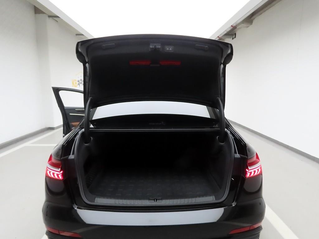 아우디 A6 A6 (C8) 45 TFSI 프리미엄 이미지 14