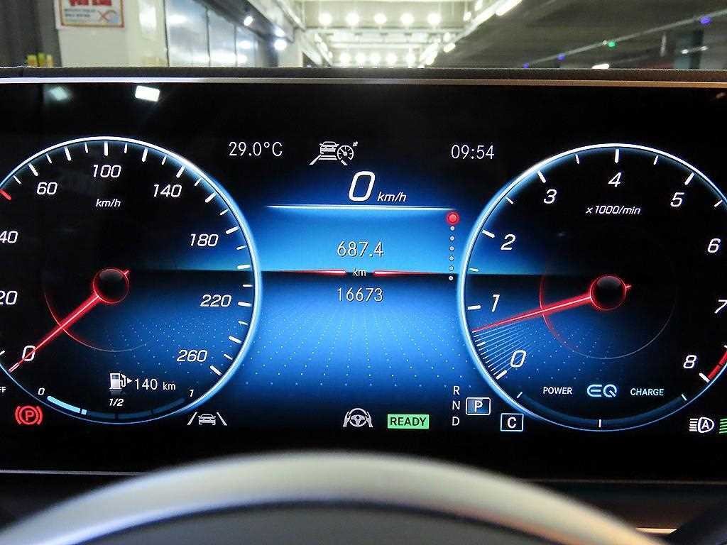 벤츠 GLE 클래스 GLE 클래스 W167 GLE 450 4MATIC 이미지 9
