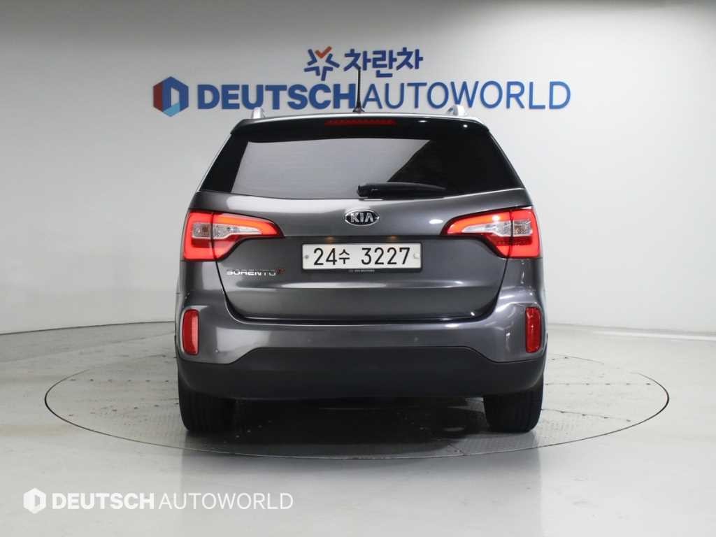 기아 쏘렌토 뉴 쏘렌토 R 2WD 2.0 프레스티지 이미지 4