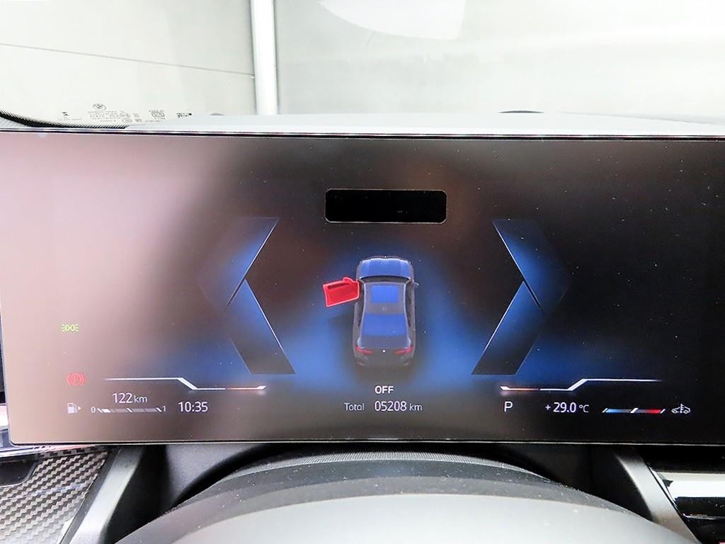 BMW 5시리즈 5시리즈 (G60) 530i xDrive M 스포츠 프로 스페셜 에디션 이미지 8