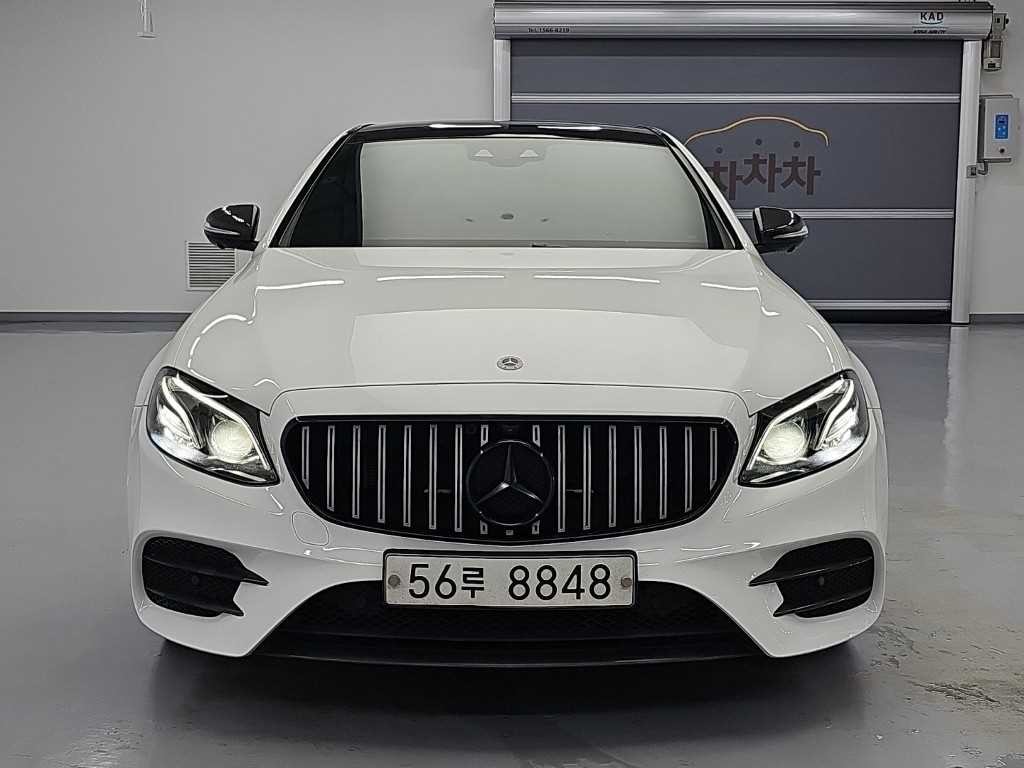 벤츠 E 클래스 E-클래스 W213 E300 4MATIC AMG LINE 이미지 2