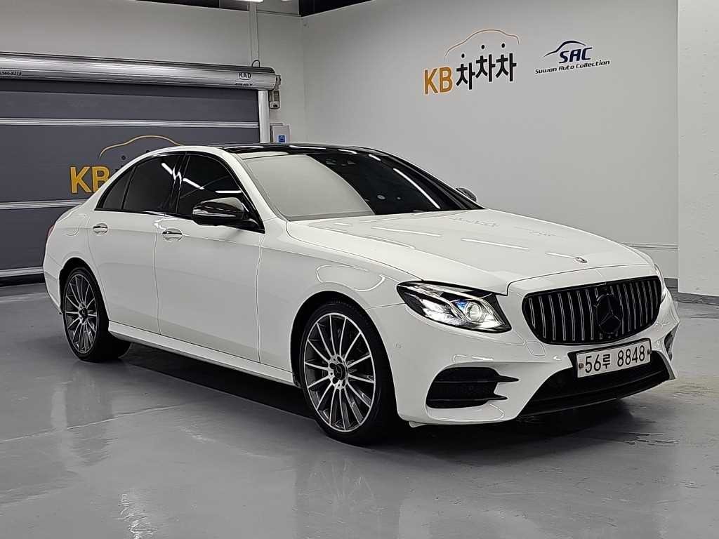 벤츠 E 클래스 E-클래스 W213 E300 4MATIC AMG LINE 이미지 4