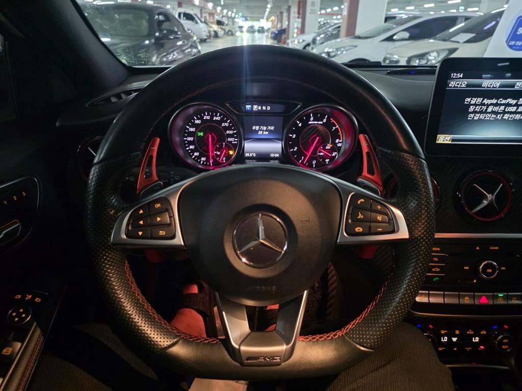 벤츠 A 클래스 A클래스 W176 A45 AMG 4MATIC 이미지 11
