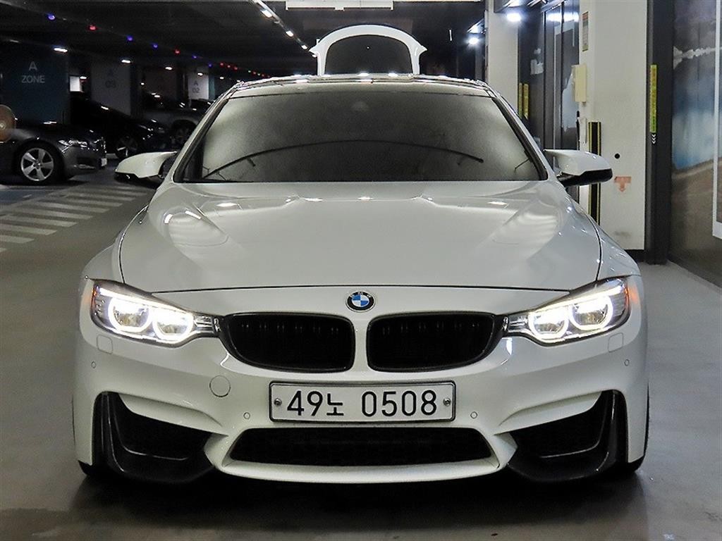 BMW 4시리즈 M4 (F82) 쿠페 이미지 2