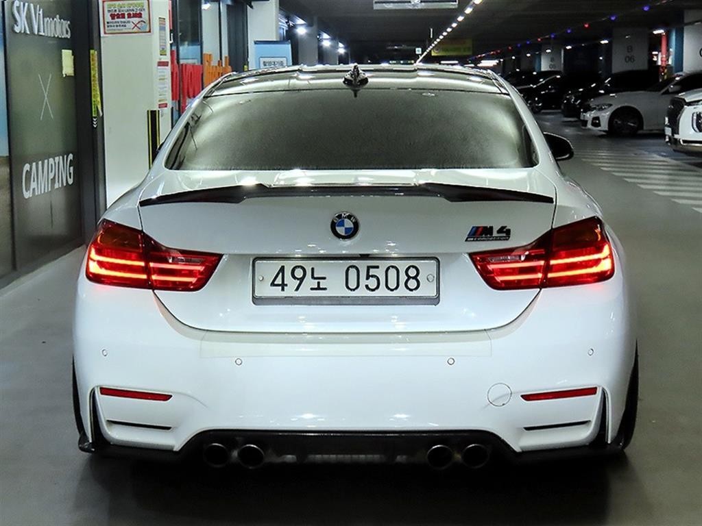 BMW 4시리즈 M4 (F82) 쿠페 이미지 5