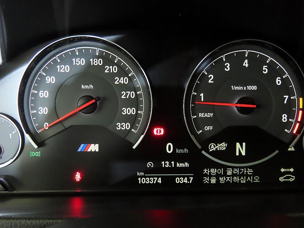 BMW 4시리즈 M4 (F82) 쿠페 이미지 9