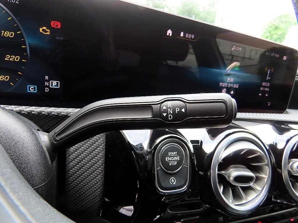 벤츠 A 클래스 A클래스 W177 A220 해치백 이미지 10