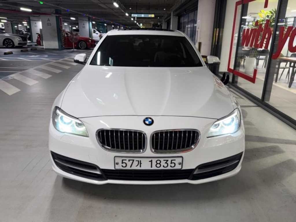 BMW 5시리즈 5시리즈 (F10) 528i xDrive 이미지 1