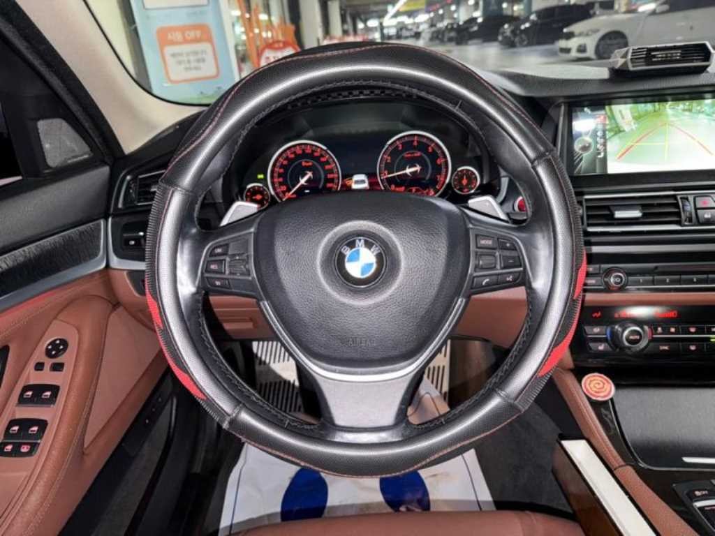 BMW 5시리즈 5시리즈 (F10) 528i xDrive 이미지 8