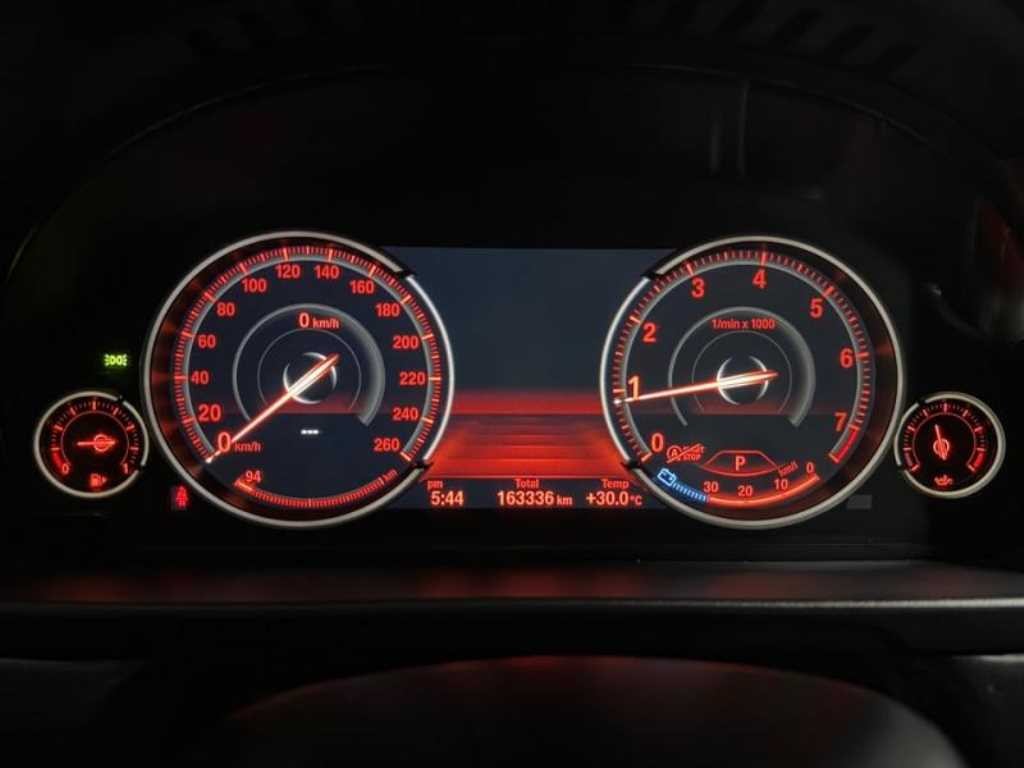 BMW 5시리즈 5시리즈 (F10) 528i xDrive 이미지 9