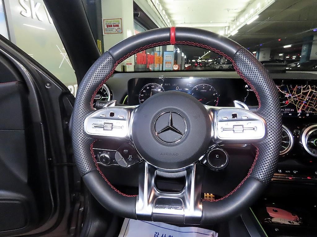 벤츠 GLB 클래스 GLB클래스 X247 AMG GLB 35 4MATIC 이미지 8