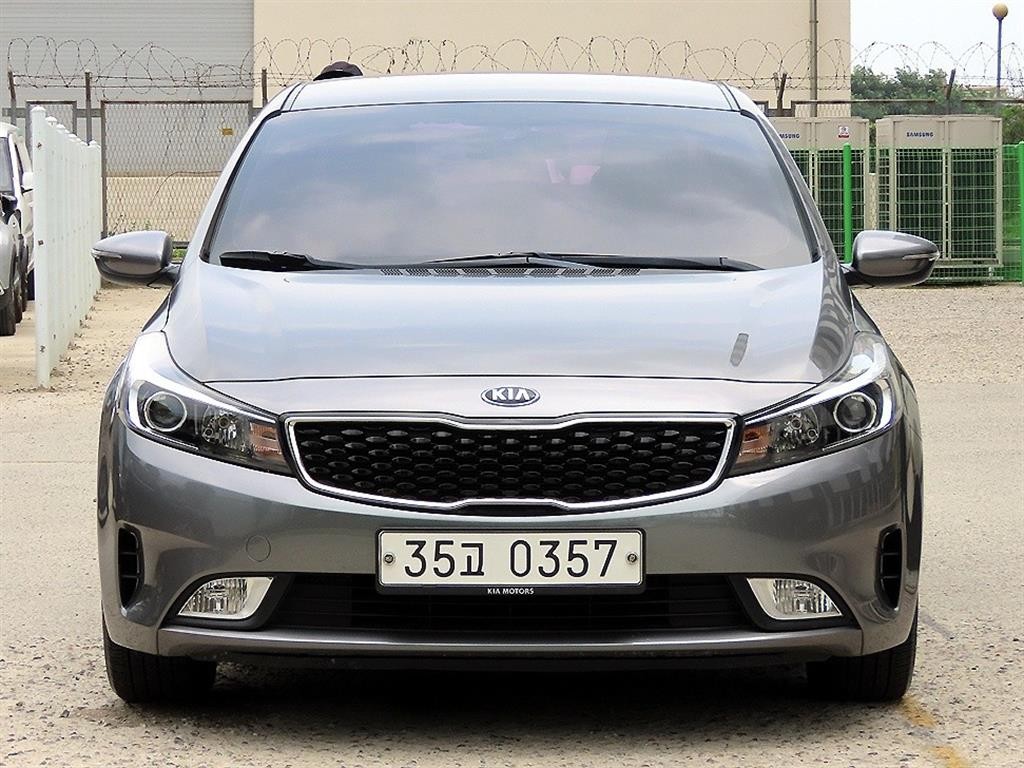 기아 K3 더뉴 K3 1.6 GDI 디럭스 이미지 1