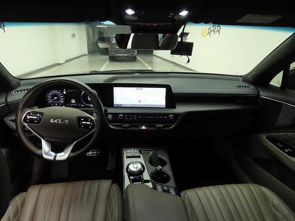 기아 K8 2.5 2WD 시그니처 이미지 6