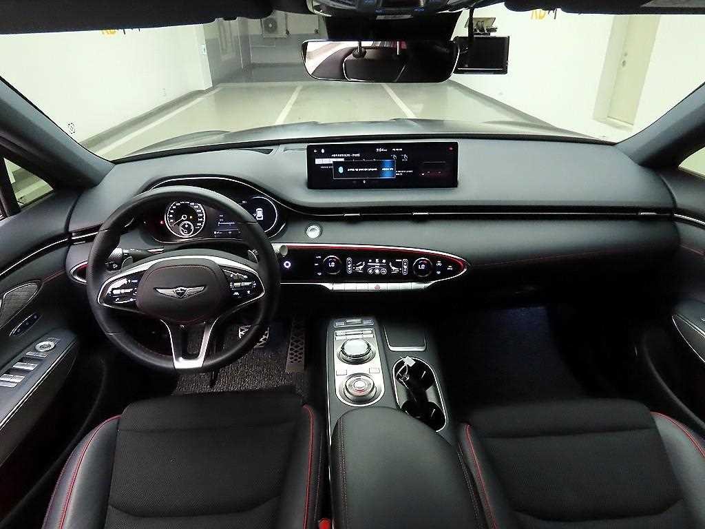 제네시스 GV70 2.5T 가솔린 2WD 스포츠 이미지 8
