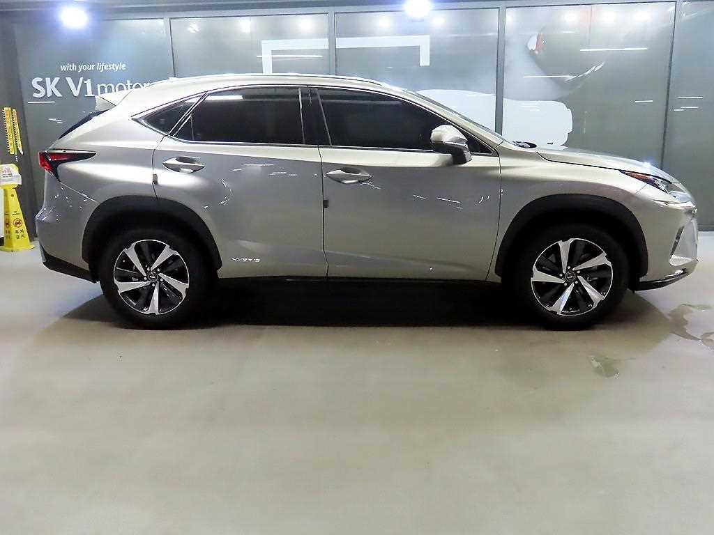 렉서스 NX NX 300h 슈프림 이미지 3