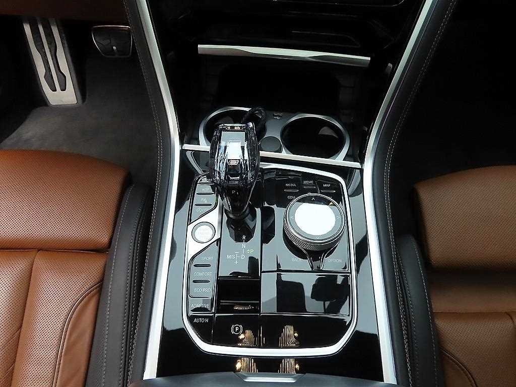 BMW 8시리즈 8시리즈 (G15) M850i xDrive 그란 쿠페 이미지 10