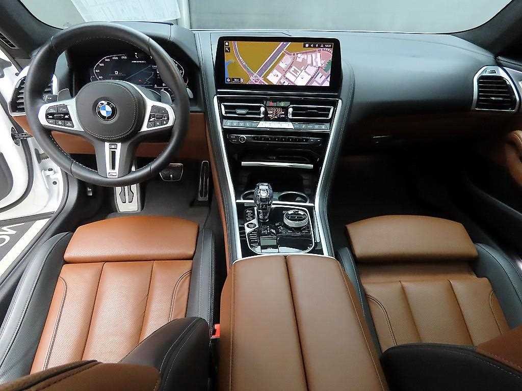 BMW 8시리즈 8시리즈 (G15) M850i xDrive 그란 쿠페 이미지 7