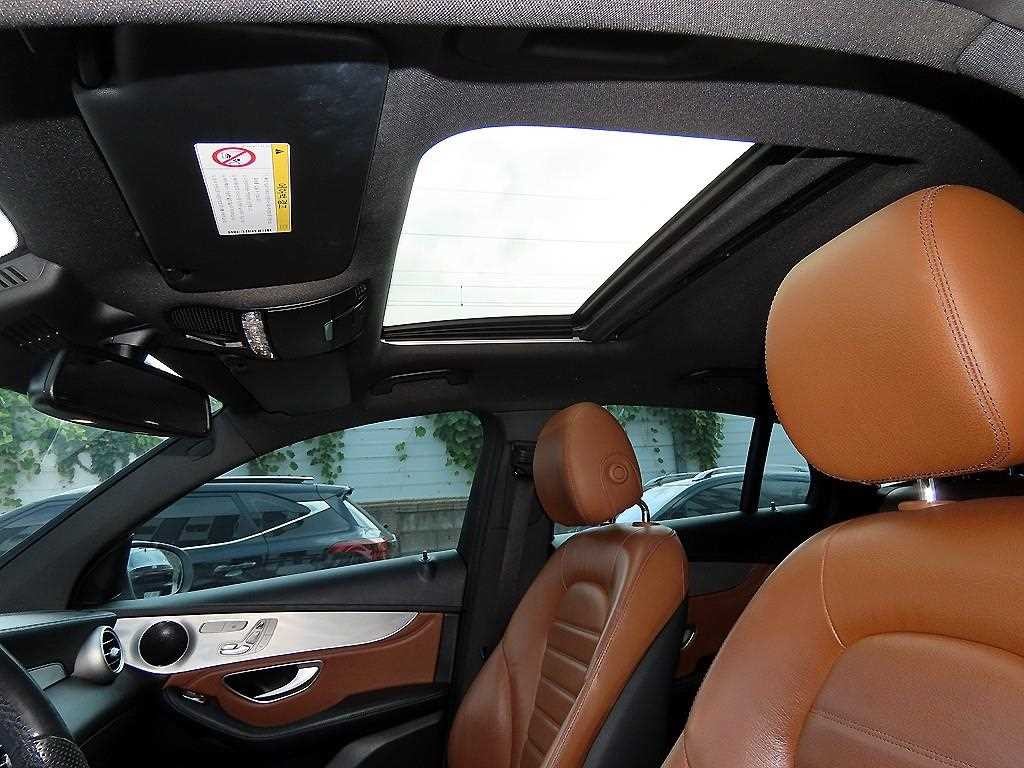 벤츠 GLC 클래스 GLC클래스 X253 GLC 220 d 4MATIC 프리미엄 쿠페 이미지 15