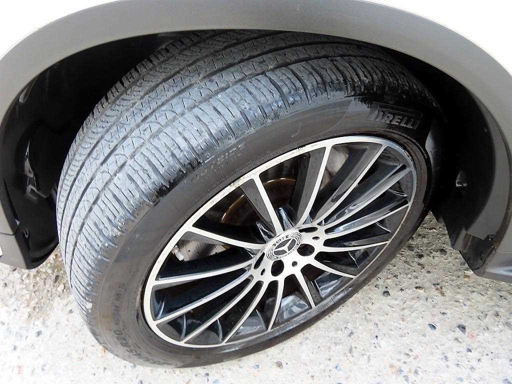 벤츠 GLC 클래스 GLC클래스 X253 GLC 220 d 4MATIC 프리미엄 쿠페 이미지 20