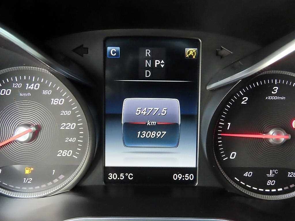 벤츠 GLC 클래스 GLC클래스 X253 GLC 220 d 4MATIC 프리미엄 쿠페 이미지 9
