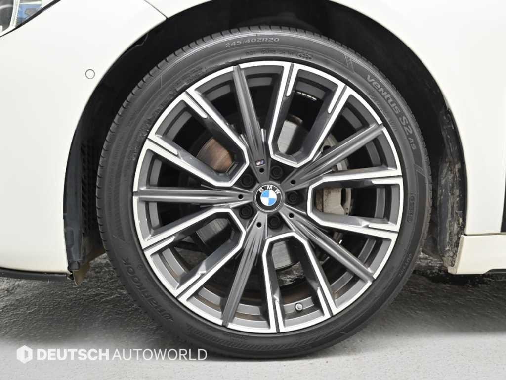 BMW 7시리즈 7시리즈 (G70) 740i sDrive 디자인퓨어 엑셀런스 이미지 5