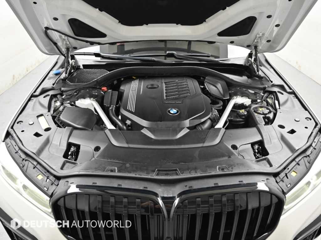 BMW 7시리즈 7시리즈 (G70) 740i sDrive 디자인퓨어 엑셀런스 이미지 6