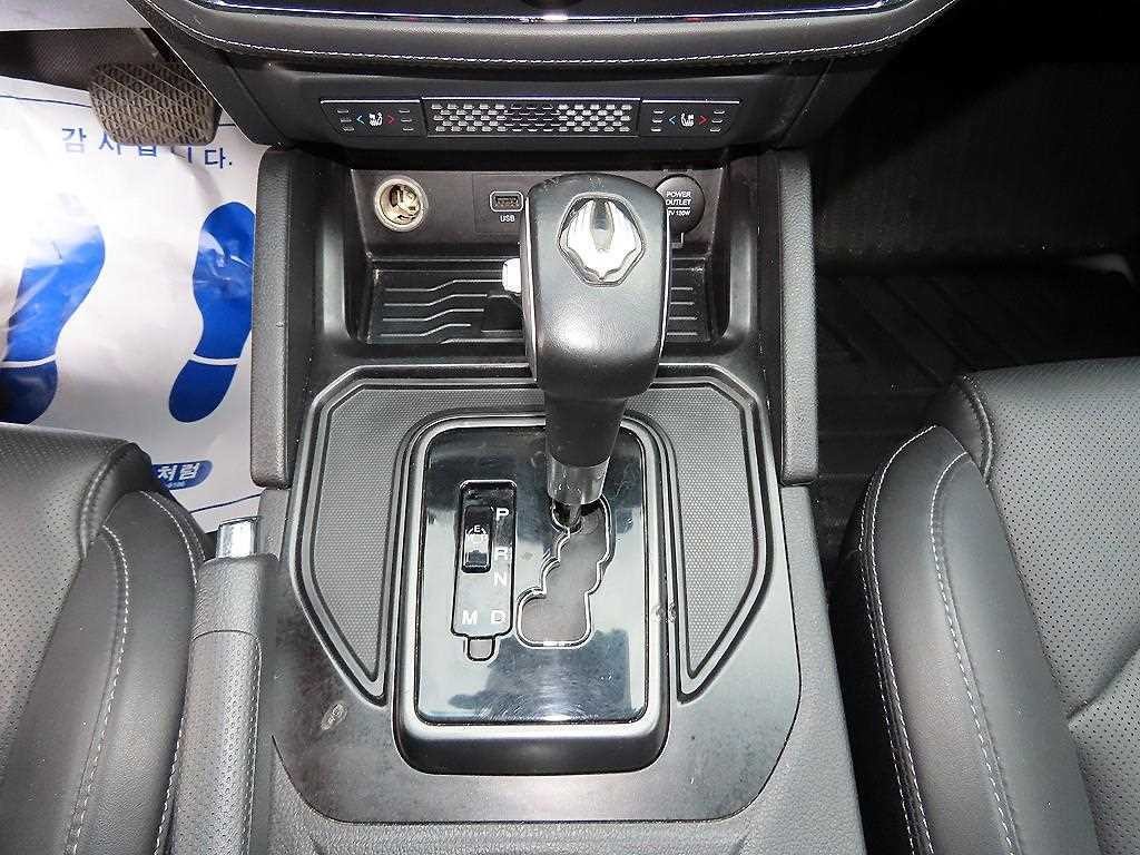 KG모빌리티(쌍용) 렉스턴 렉스턴 스포츠 칸 디젤 2.2 4WD 파워리프 노블레스 이미지 10