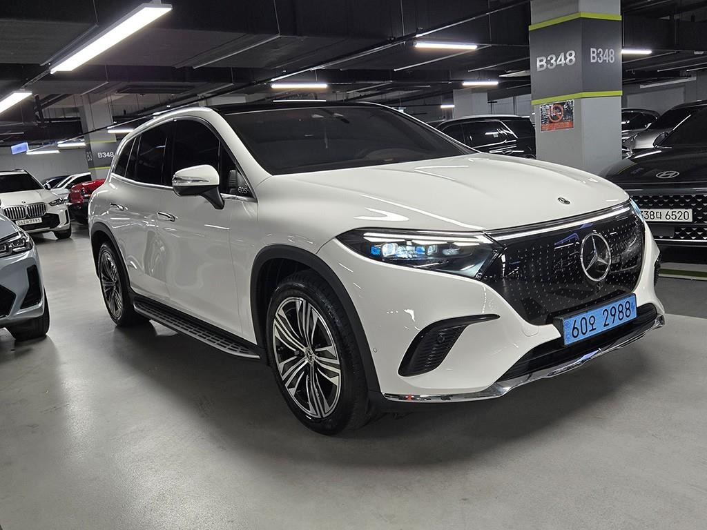 벤츠 EQS EQS SUV X296 EQS 450 4MATIC 이미지 2